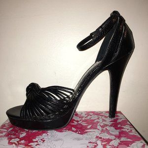 Chinese Laundry Black Strappy Sandal